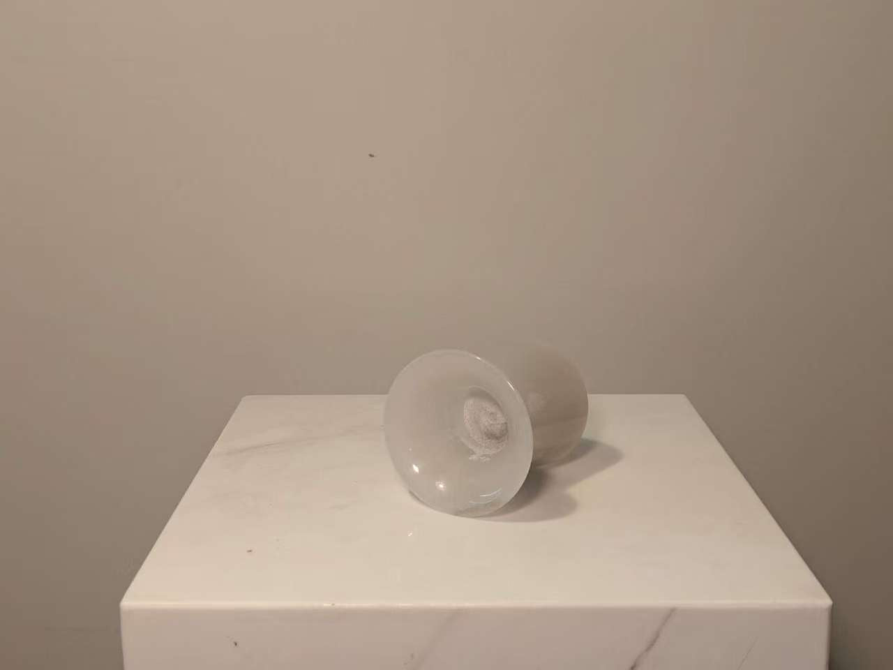 Natural Marble handicraft article - Cloudy White Jade Diffuser Mug